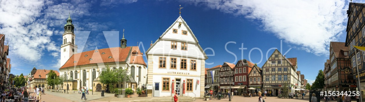 Bild på CELLE GERMANY - JULY 2016 Tourists visit city center Celle attracts 3 million people annually